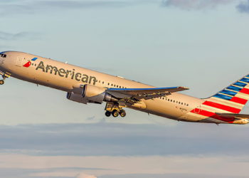 Vuelo de Miami a Londres se regresa porque una mujer se niega a usar mascarilla