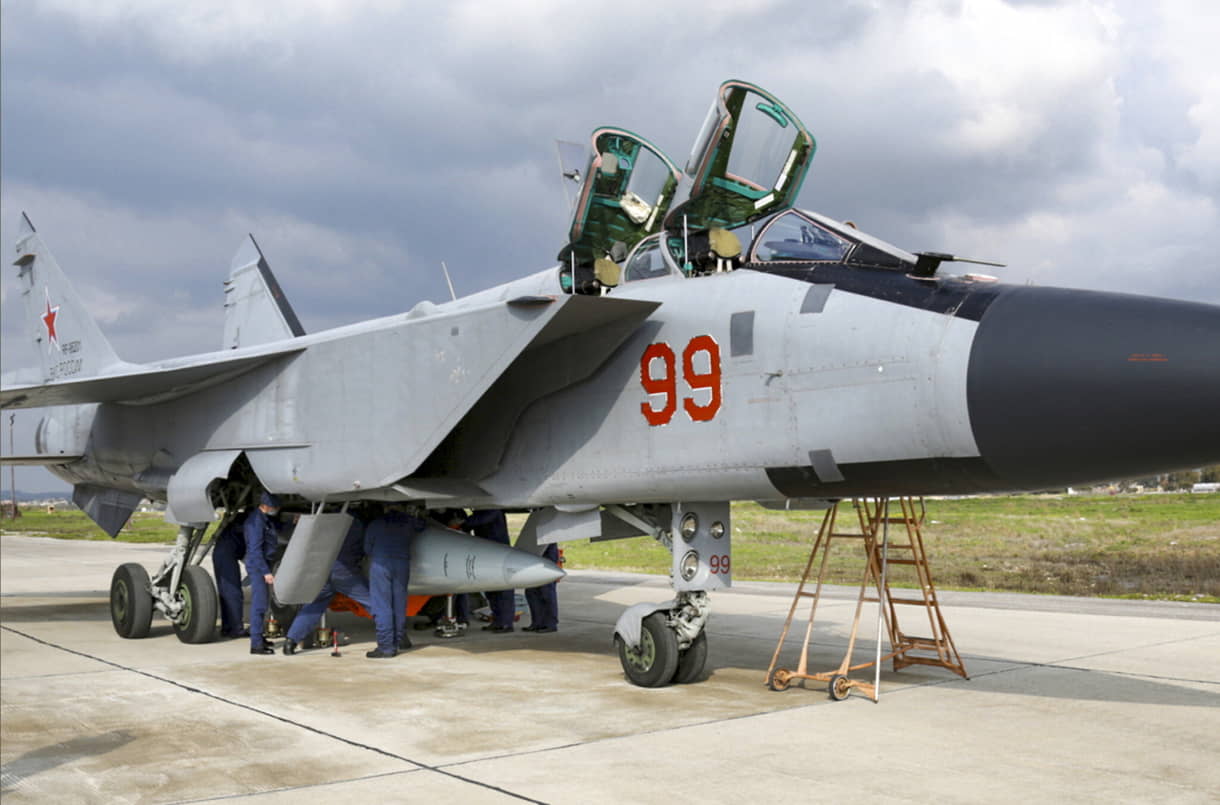 Rusia envía aviones de guerra a Siria para realizar enormes ejercicios navales en el Mediterráneo en medio de las tensiones