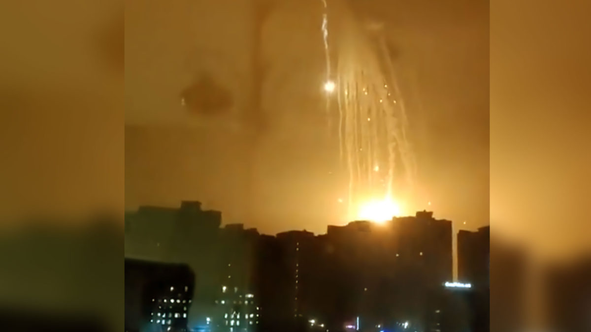 El ejército ruso se acerca a Kiev tras un bombardeo atroz sobre zonas civiles