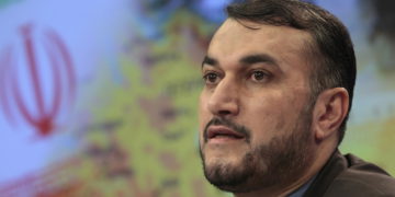 Irán culpa a la OTAN e insta a encontrar una solución política al conflicto entre Rusia y Ucrania