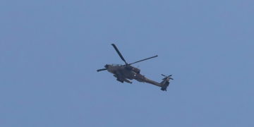 Helicóptero de las FDI aterriza de emergencia por un problema de motor