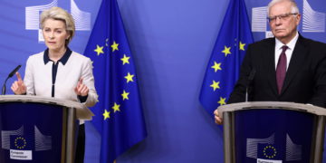 La UE lamenta las "horas oscuras" y promete las sanciones más duras contra Moscú