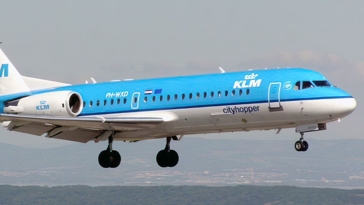 La compañía aérea holandesa KLM suspende sus vuelos a Ucrania