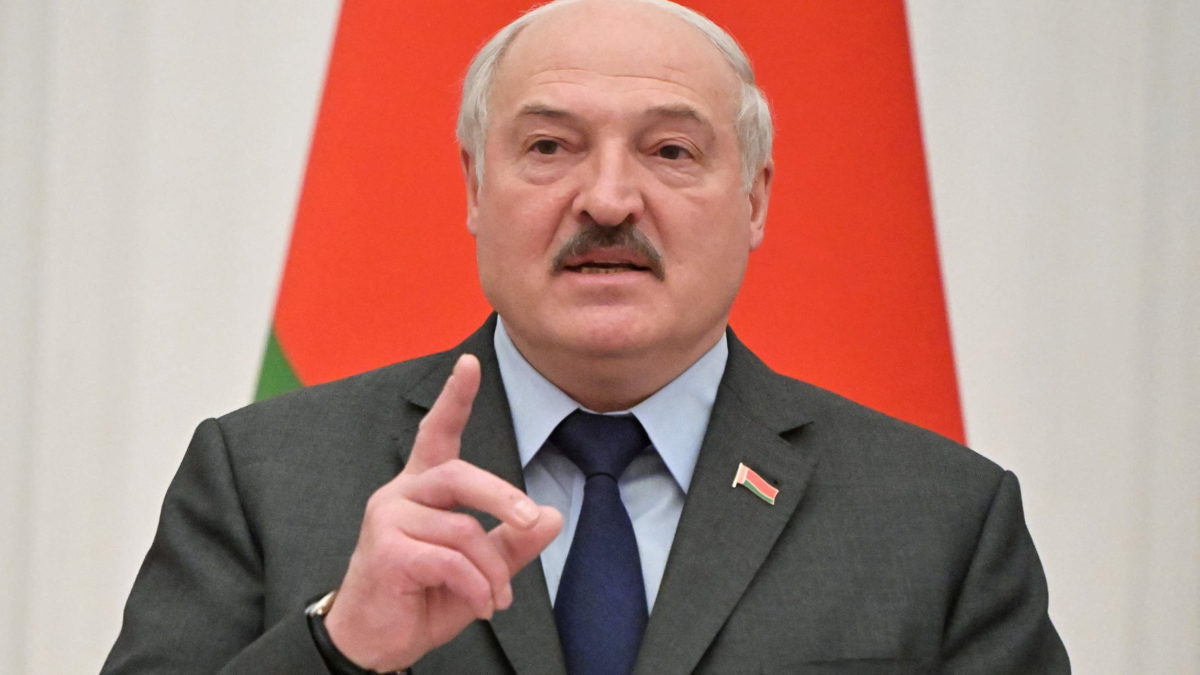 Lukashenko a medios rusos: Las sanciones empujan a Rusia “hacia una tercera guerra mundial”