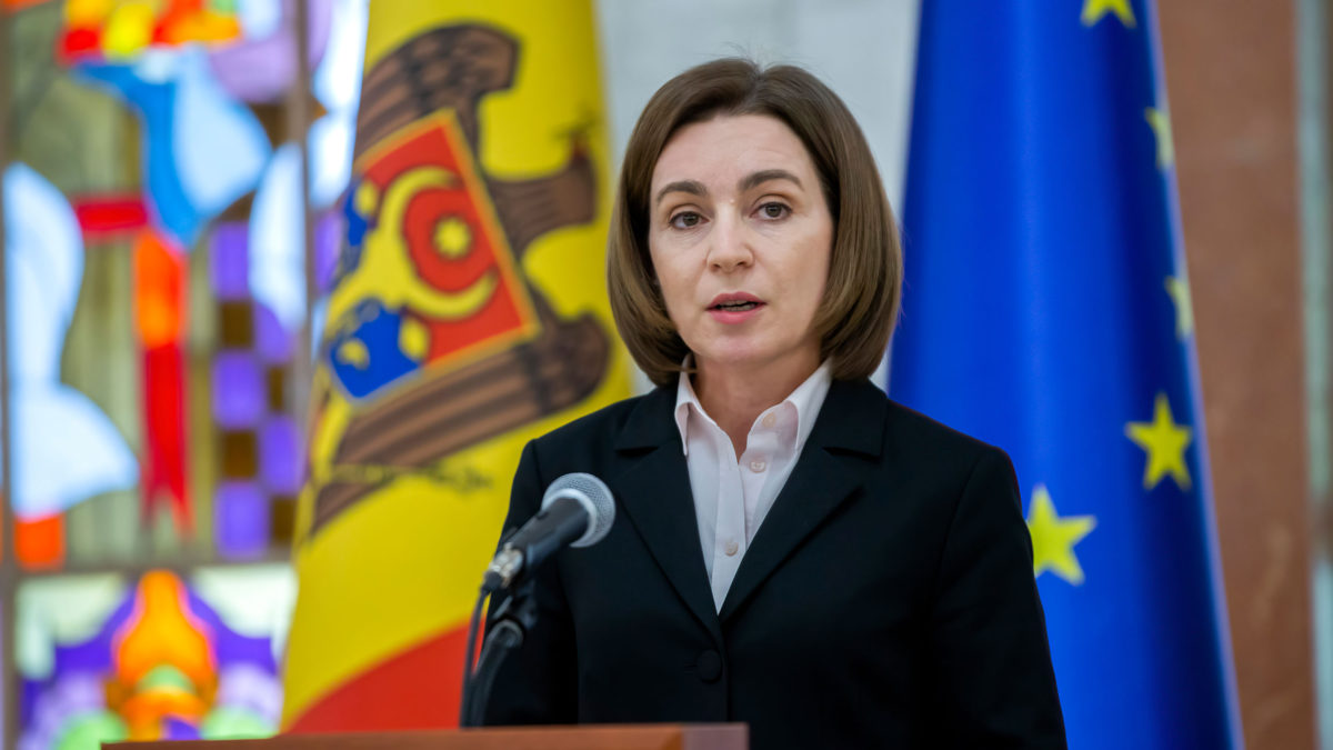 Moldavia condena a Rusia y cierra su espacio aéreo