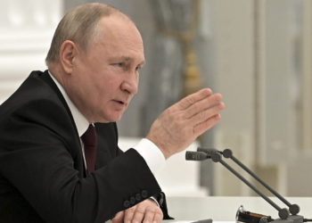 Rusia anuncia que evacuará pronto a los diplomáticos de Ucrania
