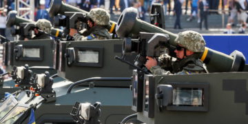 Reino Unido enviará más suministros militares letales y no letales a Ucrania