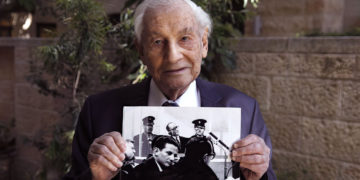 Muere a los 94 años el ex juez Gabriel Bach: fiscal en el juicio a Adolf Eichmann