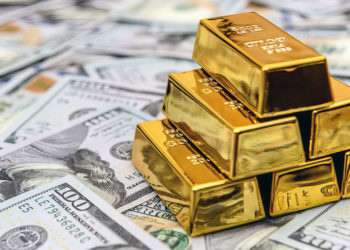 El oro alcanza los $1900 mientras las tensiones entre Rusia y Ucrania se intensifican