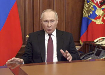 Al atacar a Ucrania: Putin pide la “desnazificación” del país con un líder judío