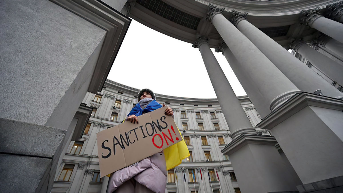 Ucrania insta a endurecer las sanciones: pero Europa no apretará el gatillo de SWIFT