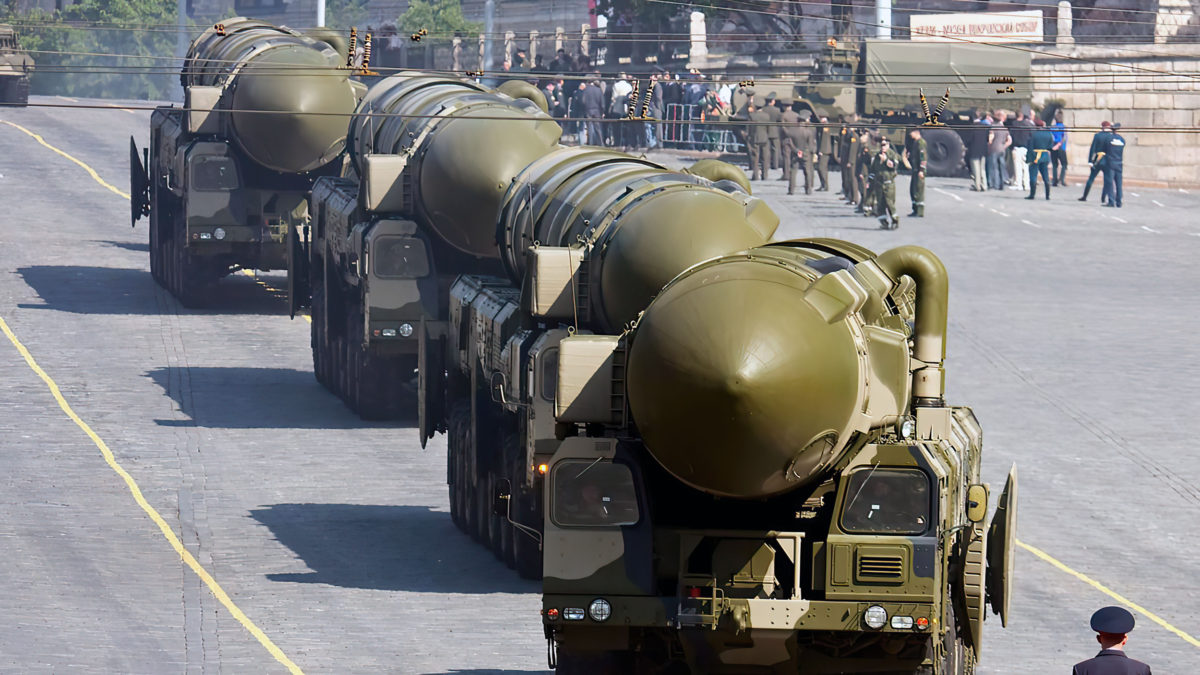 El ejército ruso dice que las fuerzas de disuasión nuclear están ahora en alerta máxima