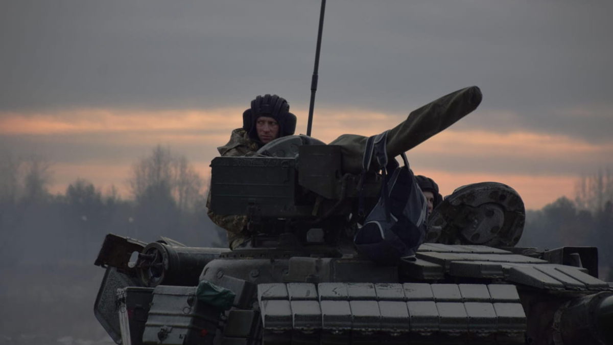 Una sola brigada de tanques ucraniana se interpone entre el ejército ruso y Kiev