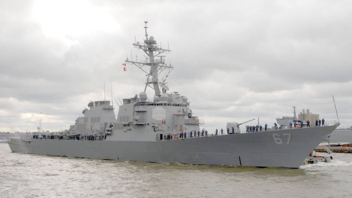EE. UU. enviará buque de guerra y aviones de combate a Emiratos Árabes Unidos