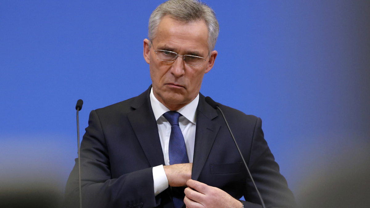 El jefe de la OTAN condena el ataque “temerario y no provocado” de Rusia a Ucrania
