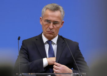 El jefe de la OTAN condena el ataque “temerario y no provocado” de Rusia a Ucrania