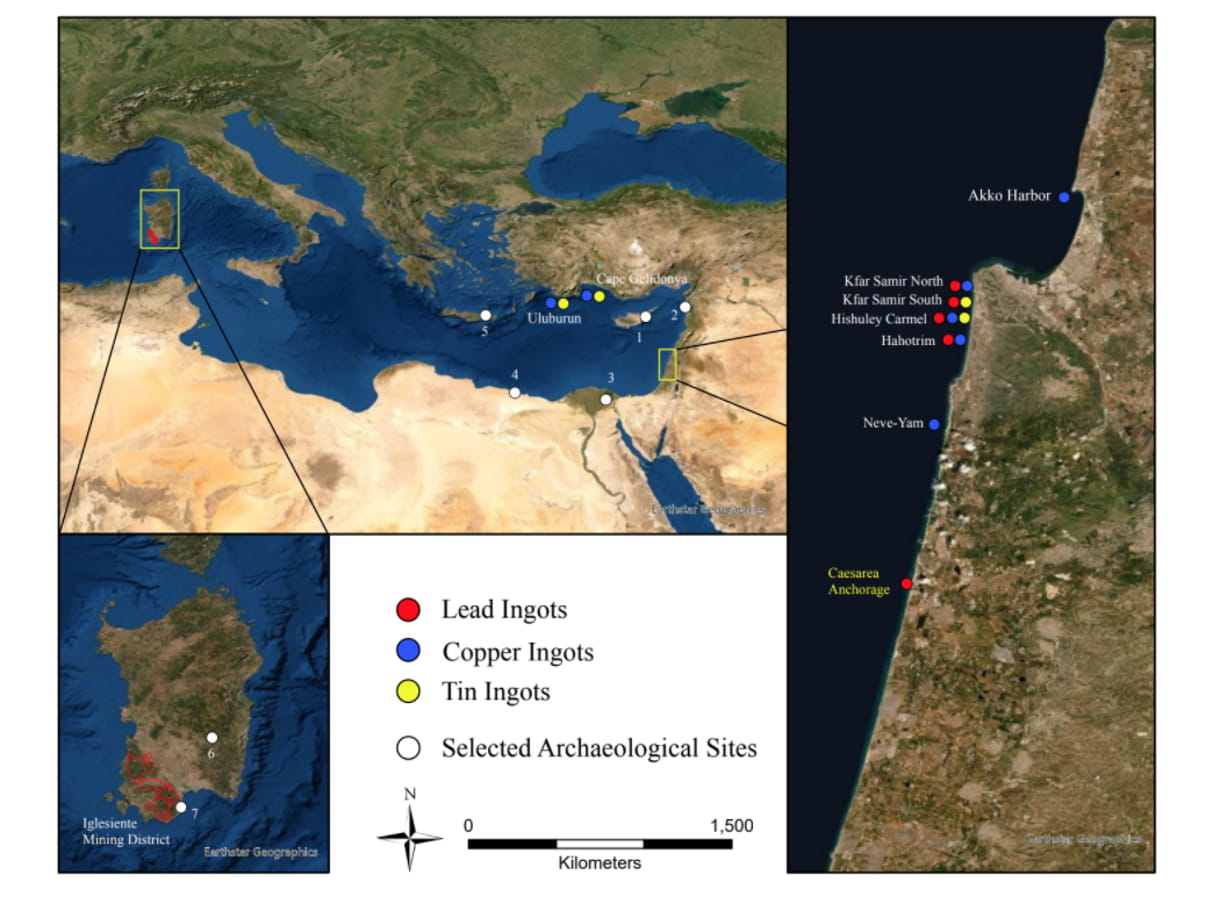 Mapa del Mediterráneo en el que se muestran los hallazgos de lingotes de cobre, plomo y estaño. (Mapa de D.M. Finn)