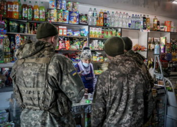 Estados Unidos impone sanciones a las regiones separatistas de Ucrania reconocidas por Putin