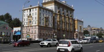 Americans in Russia