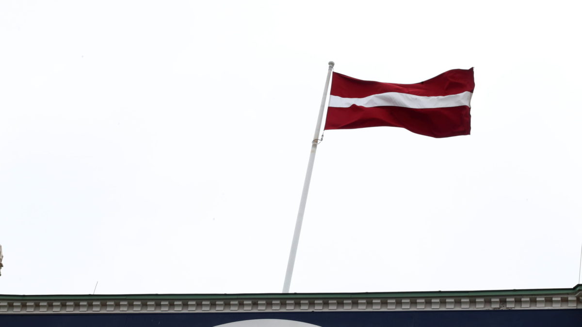 Letonia y Estonia expulsan a 3 diplomáticos rusos