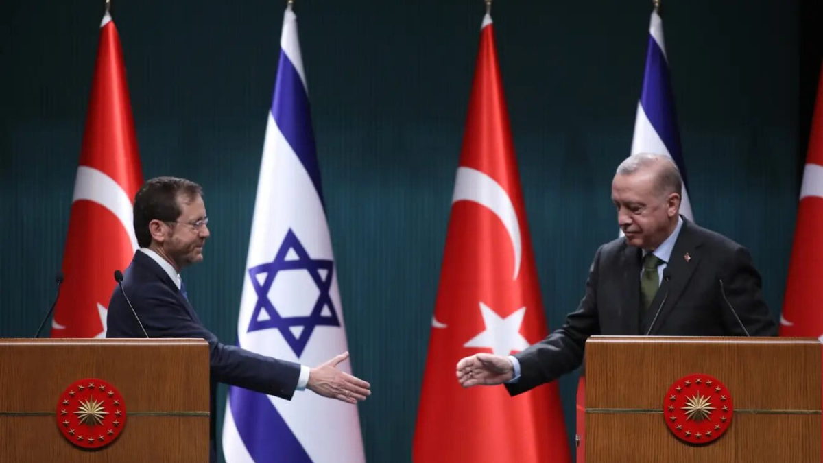 Turquía vuelve a encontrarTurquía vuelve a encontrar útil a Israel