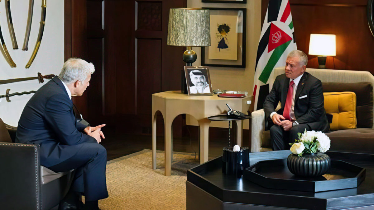 Lapid se reúne con el rey Abdullah en Jordania tras las tensiones en Jerusalén