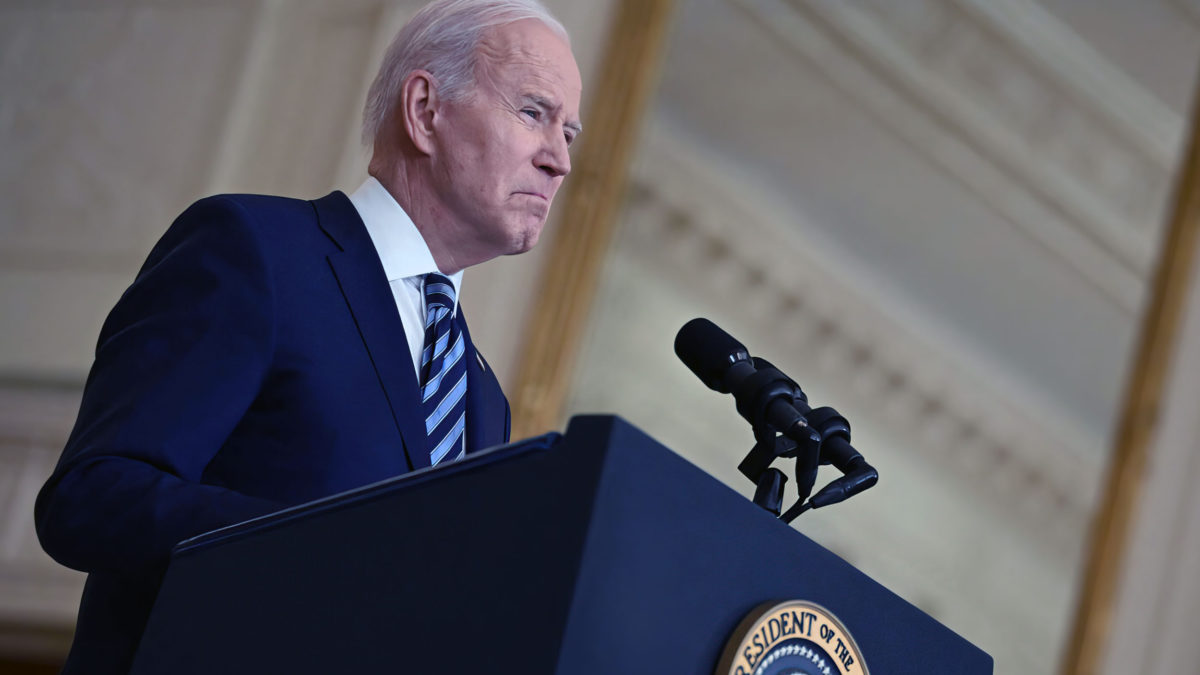 Moscú dice que los comentarios de Biden ponen en peligro los lazos ruso-estadounidenses