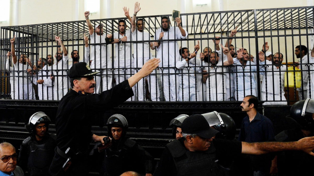Egipto ejecuta a siete por atentados islamistas en los que murieron policías