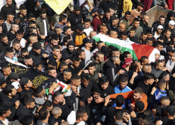 Hamás amenaza con aumentar la violencia tras la muerte de terroristas palestinos en una redada de las FDI
