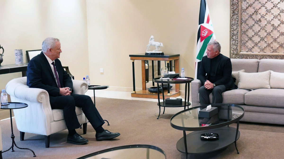 Gantz se reúne con el rey jordano Abdullah II en Ammán para discutir las tensiones por el  Ramadán