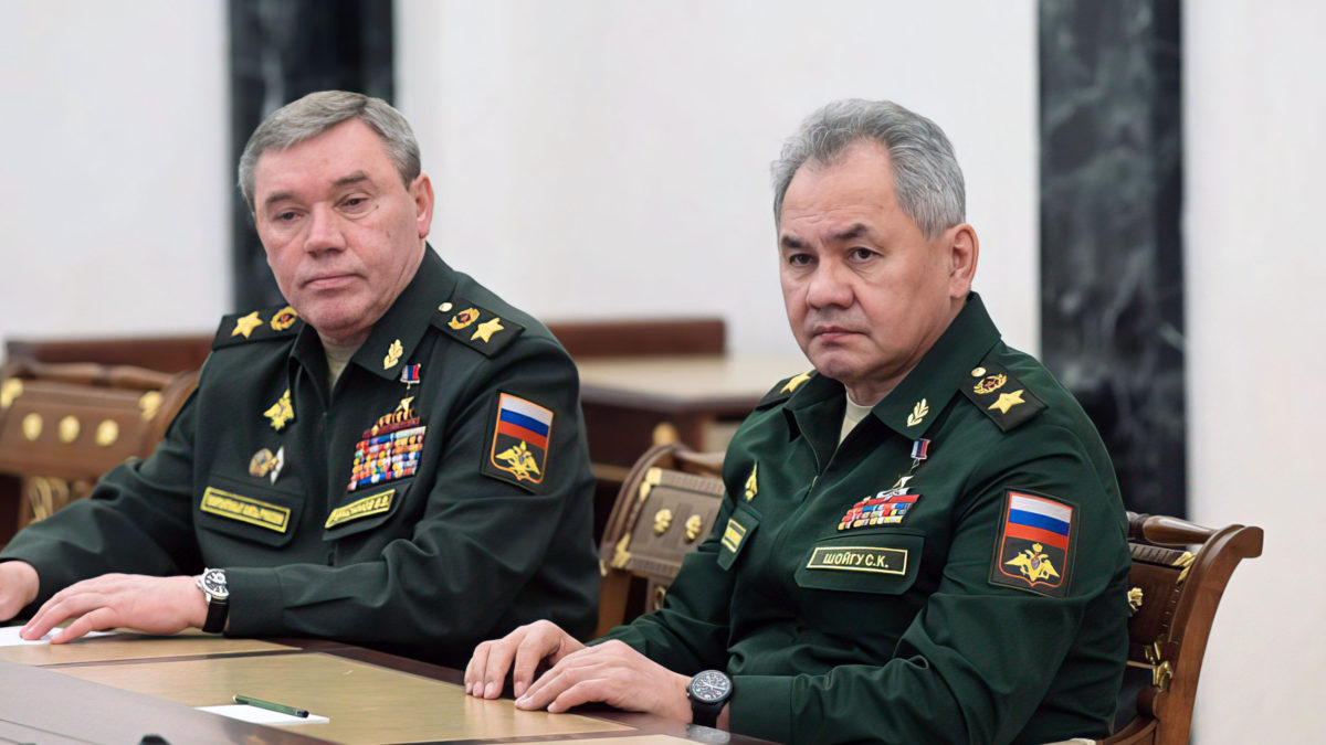 Los generales rusos se arriesgan para motivar a las tropas tras el lento avance