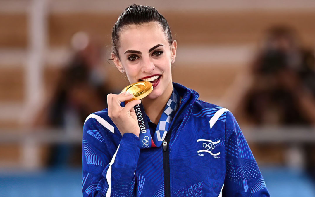 La medallista de oro olímpica Linoy Ashram anunciará su retiro