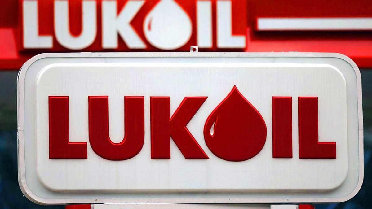 Gigante energético ruso Lukoil pide el fin inmediato de la guerra en Ucrania