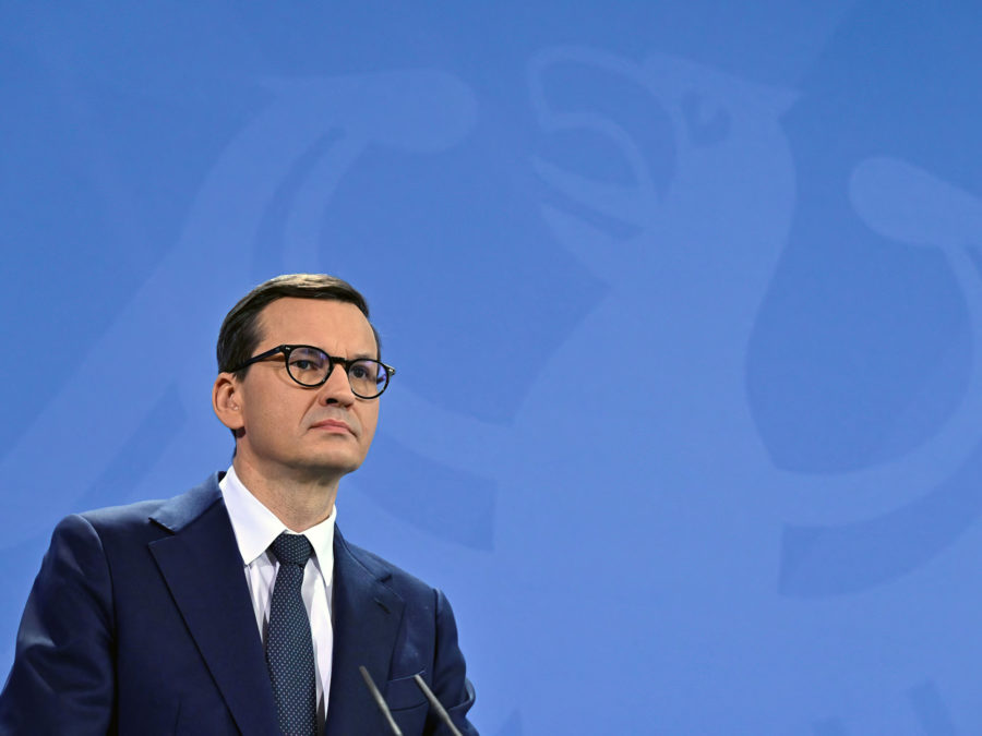 Polonia propone reconstruir Ucrania con activos rusos congelados