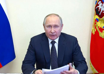 Putin acusa a Ucrania de estancar las conversaciones de alto el fuego