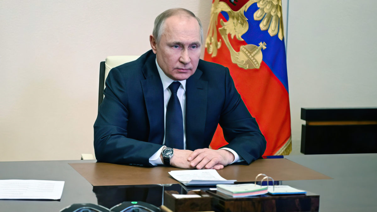 Putin advierte a los vecinos de Rusia que no deben “escalar las tensiones”