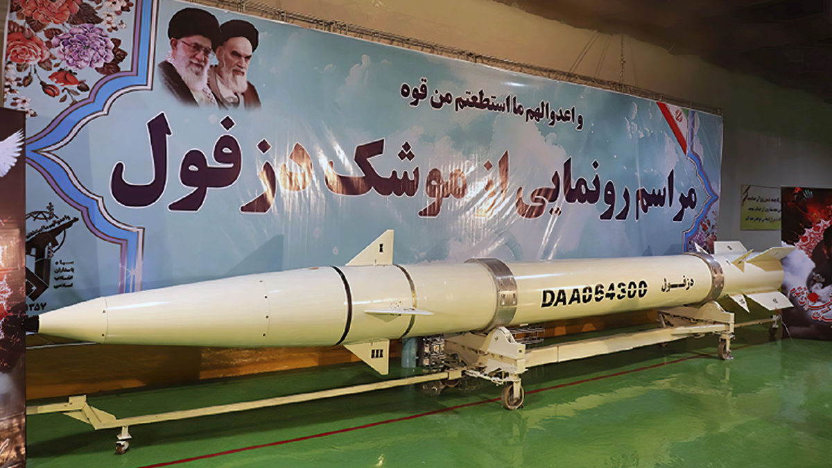 Estados Unidos impone sanciones a los proveedores del programa de misiles balísticos de Irán