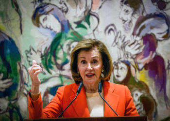 Agente de seguridad de Pelosi detenido en Israel por pelea en estado de ebriedad