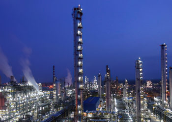 China pide a las refinerías estatales que detengan las exportaciones de gasolina y diésel