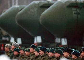 Por qué Putin puso las fuerzas nucleares rusas en alerta máxima