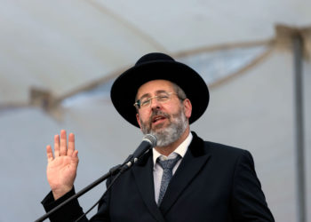 Rabino jefe Lau: Israel debe “abrir la puerta” a los refugiados ucranianos