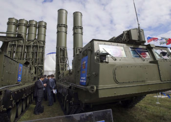Eslovaquia podría enviar sistemas soviéticos de defensa antimisiles S-300 a Ucrania