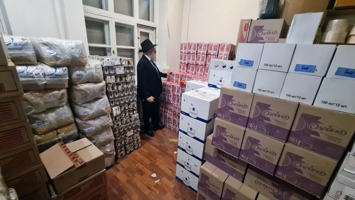 Tienda kosher de Kiev: Los estantes se están vaciando
