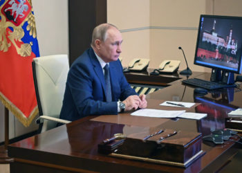 Putin: Los países que impongan una zona de exclusión aérea sobre Ucrania serán parte del conflicto
