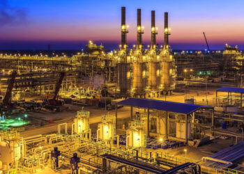 Enorme yacimiento petrolífero iraquí gestionado por Rusia podría aumentar su producción