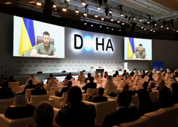 Zelensky da un discurso en el Foro de Doha y pide que se aumente la producción de gas