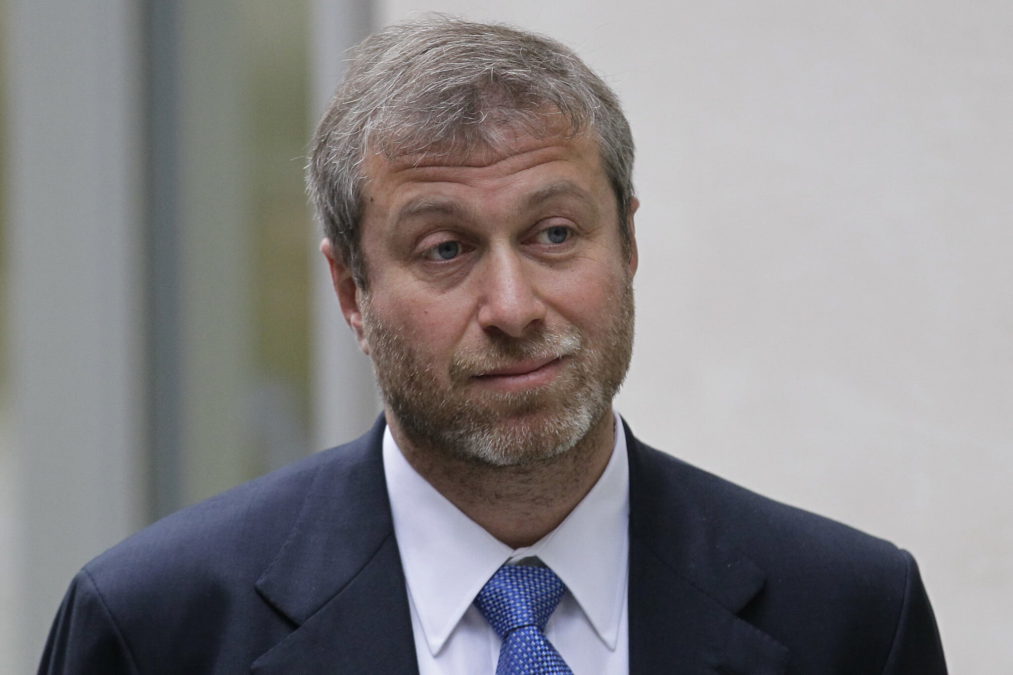 Roman Abramovich y los negociadores ucranianos sufrieron un presunto envenenamiento