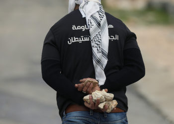 Un hombre herido en un ataque islamista con piedras en el centro de Israel