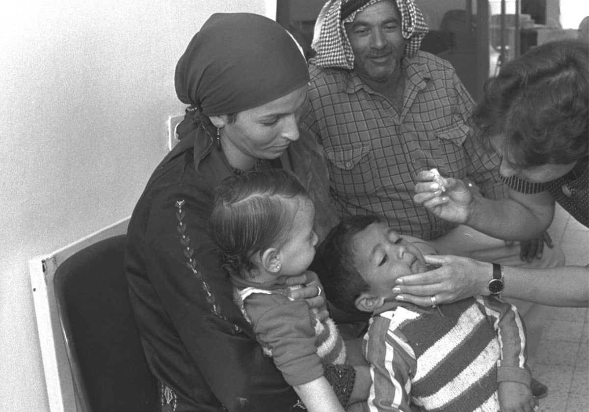 Ministerio de Sanidad de Israel lanza una campaña de vacunación contra la polio para niños y adolescentes