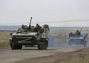 En última advertencia, Rusia insta a Ucrania a deponer sus armas